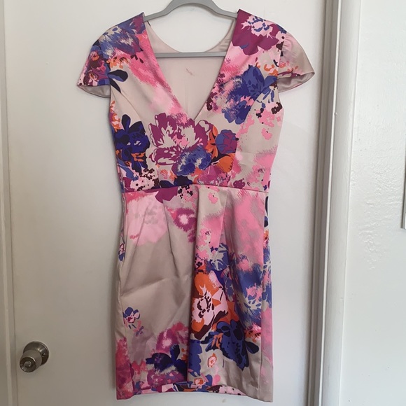 FASHION STAR DRESS - Picture 7 of 9